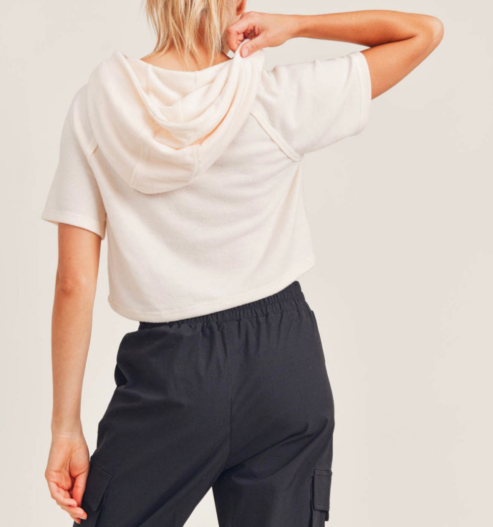 Mia's FuzzyCropped Hoddie Top